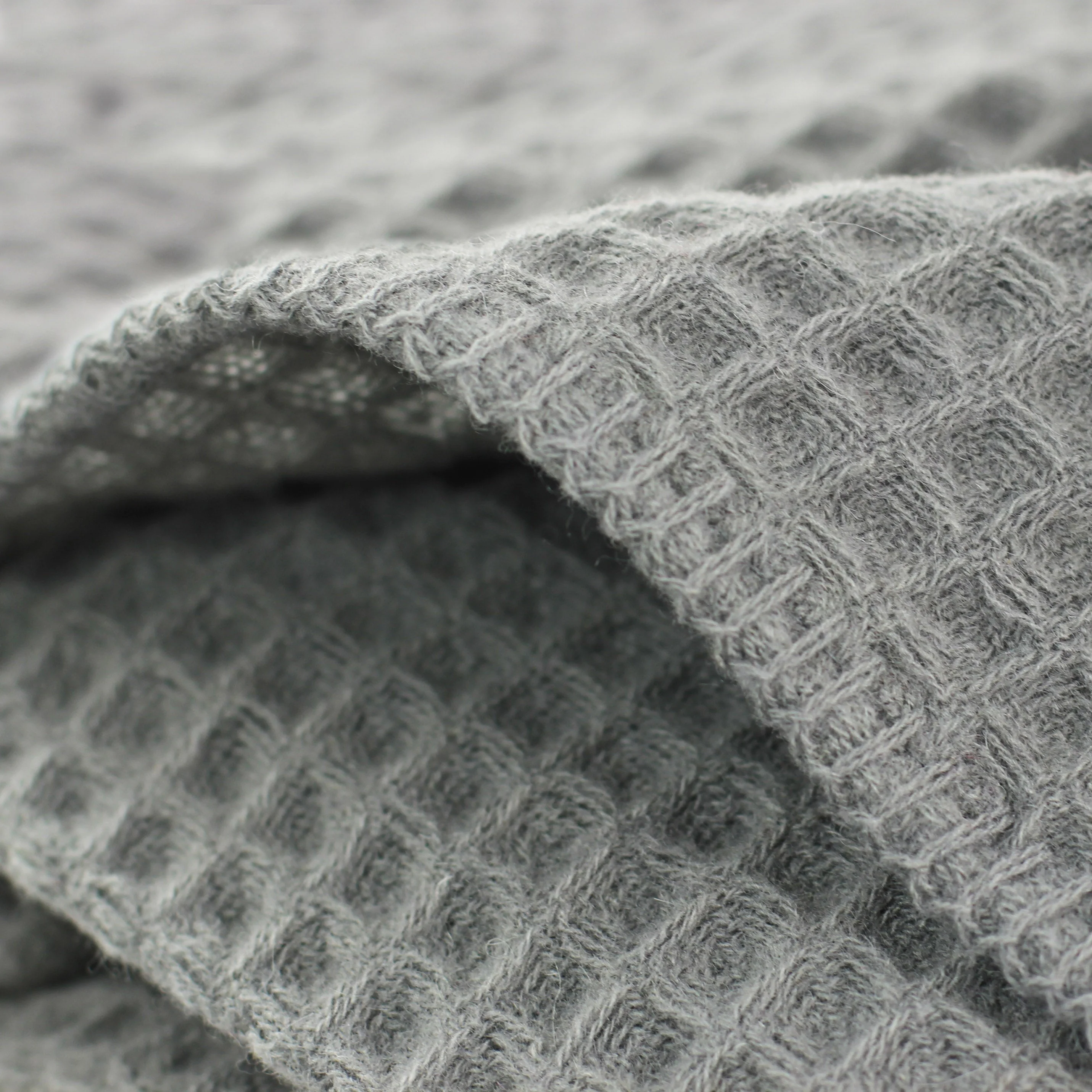 100% Merino Wool Waffle Weave Blanket - Image 3