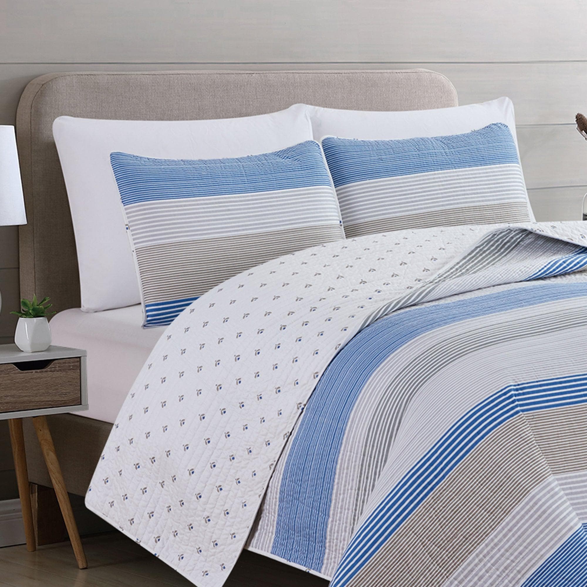 3 Piece Striped Quilt Set - Bryce Collection - Image 3