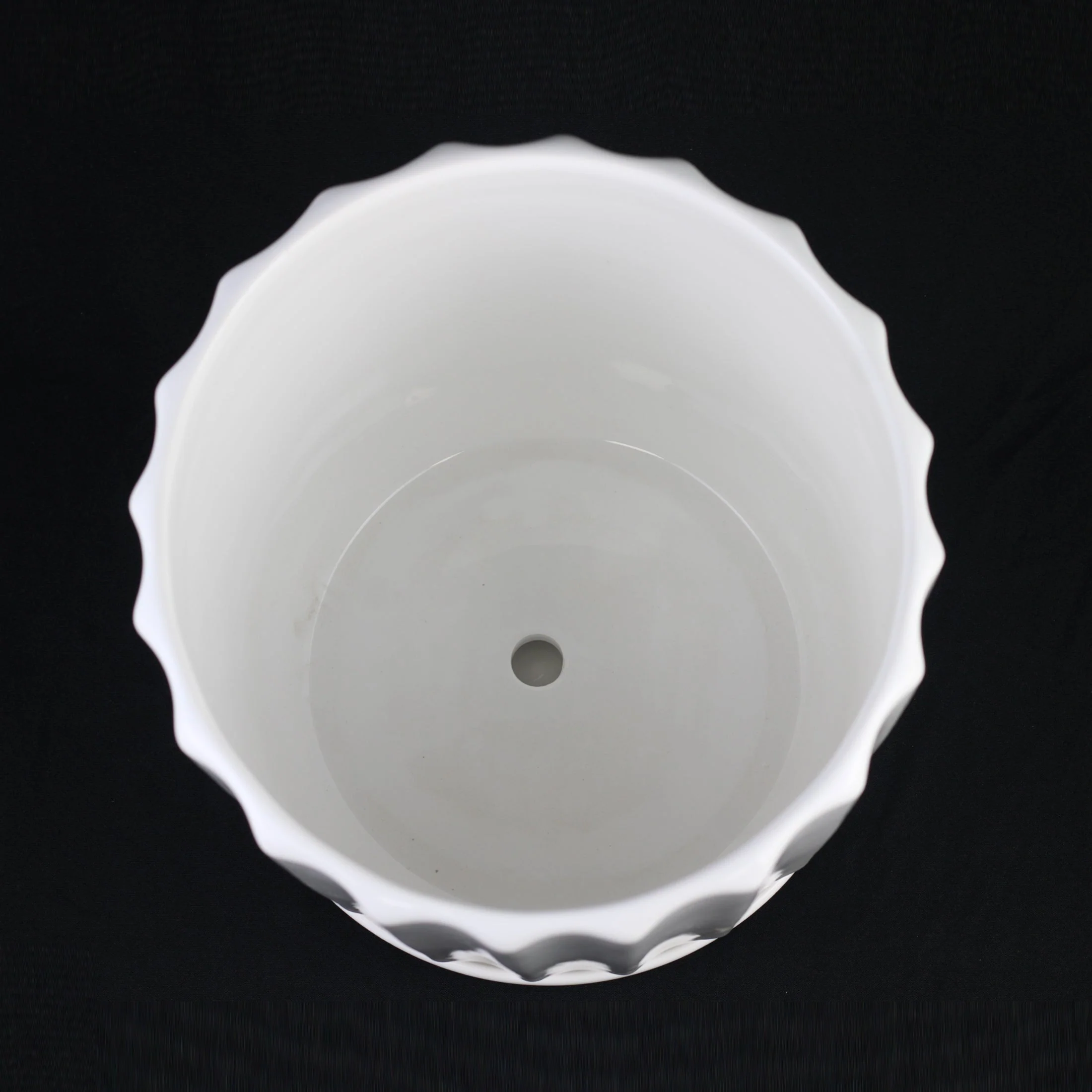 3-Piece White Ceramic Planter Pot Set with Fluted Design & Saucers - Image 8