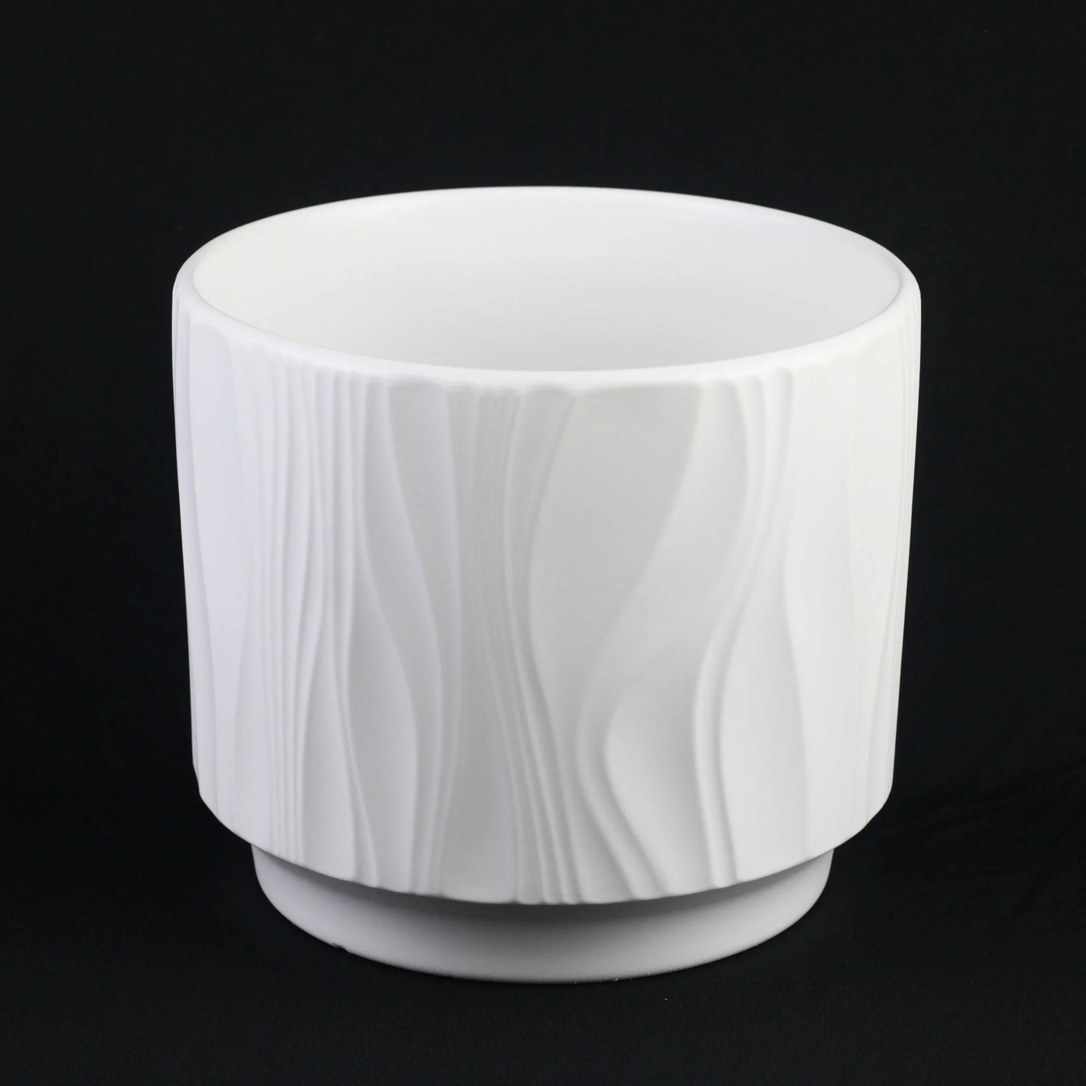 3-Piece White Stoneware Planter Pot Set with Embossed Texture - Image 6
