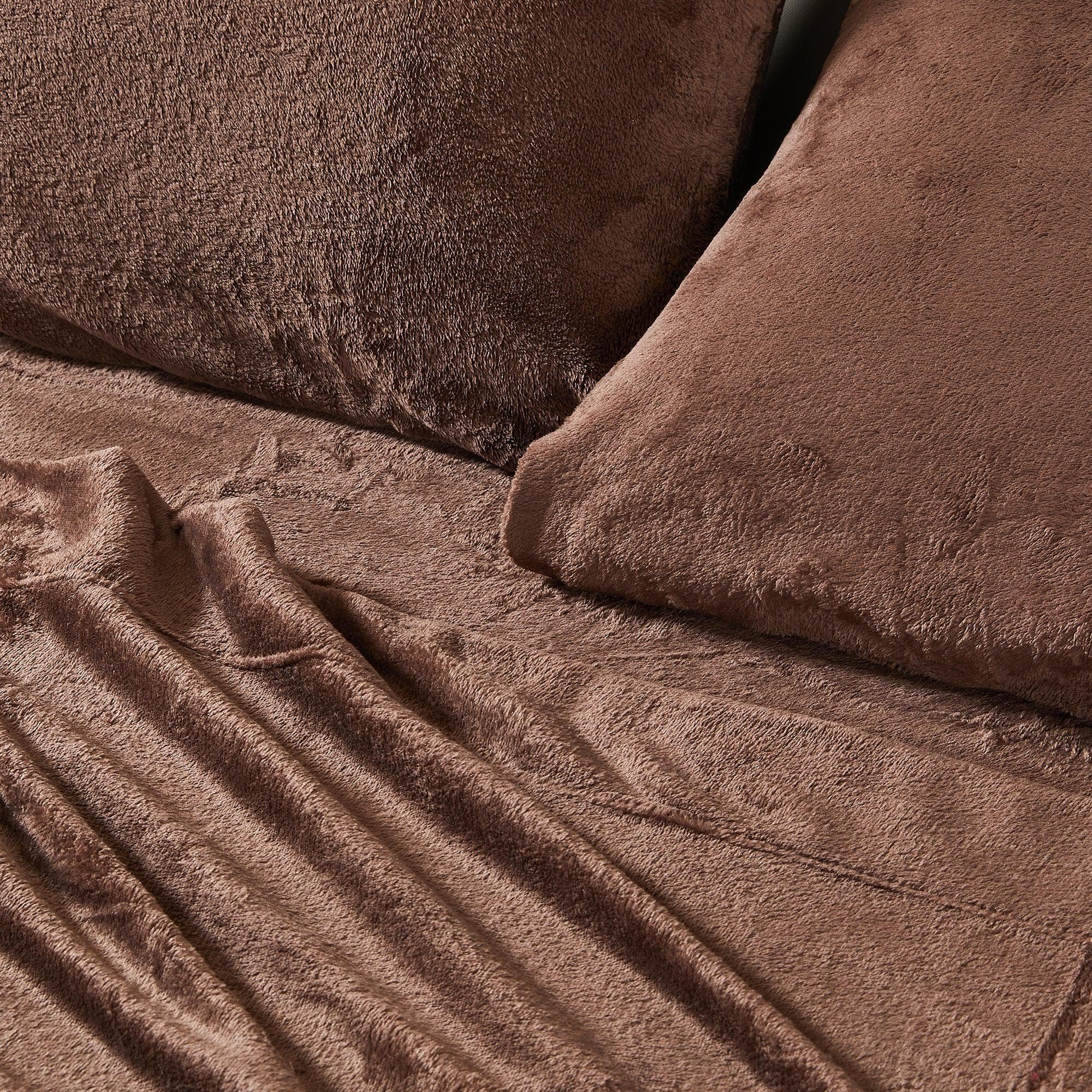 4-Piece Solid Plush Sheet - Velvet Luxe Collection - Image 117