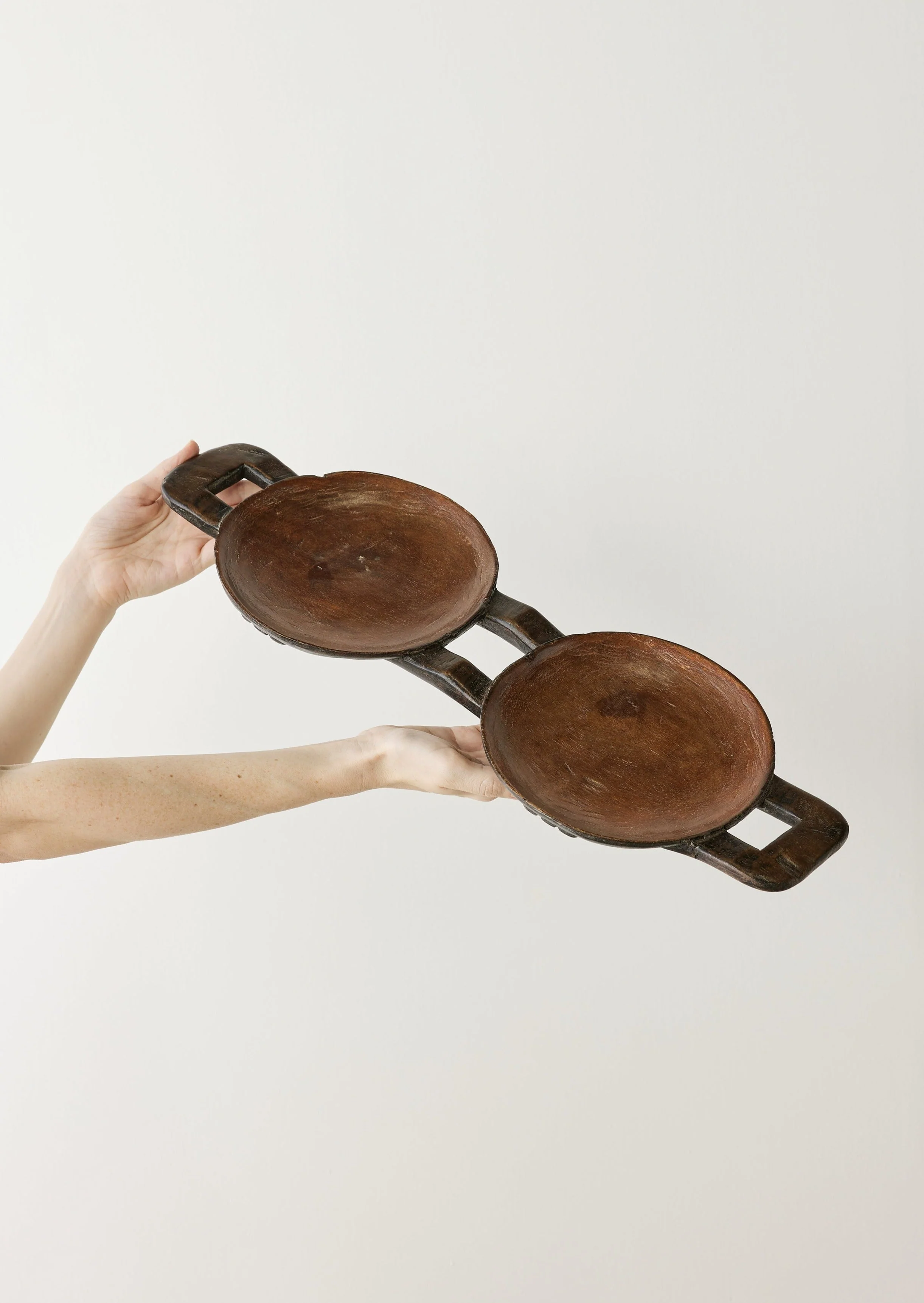 Bamenda Duo Circular Wooden Serving Tray - Image 2