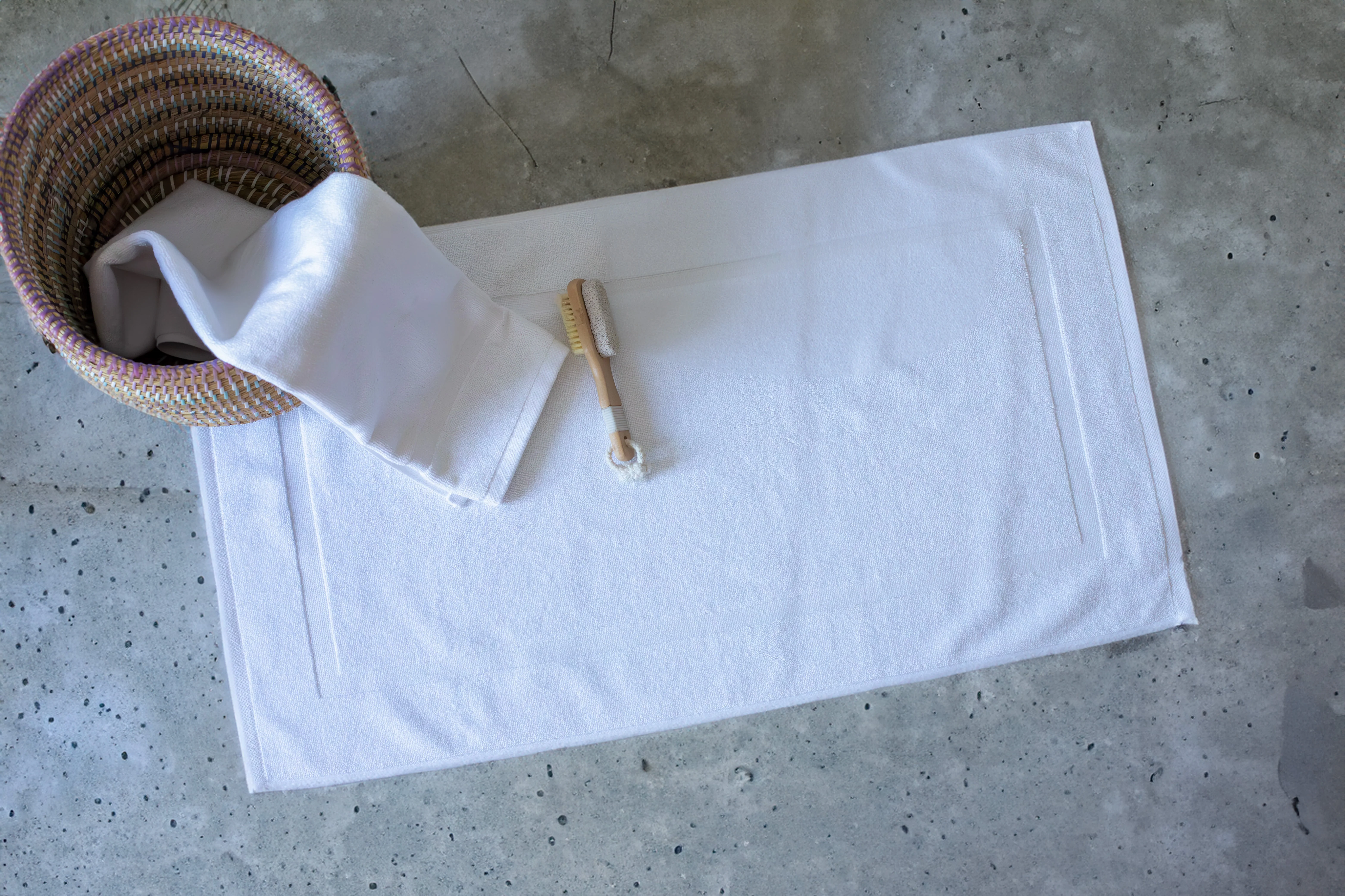 Cambridge Panel Bath Mats Pack of 2, 900 GSM, 20"x34" - Image 7