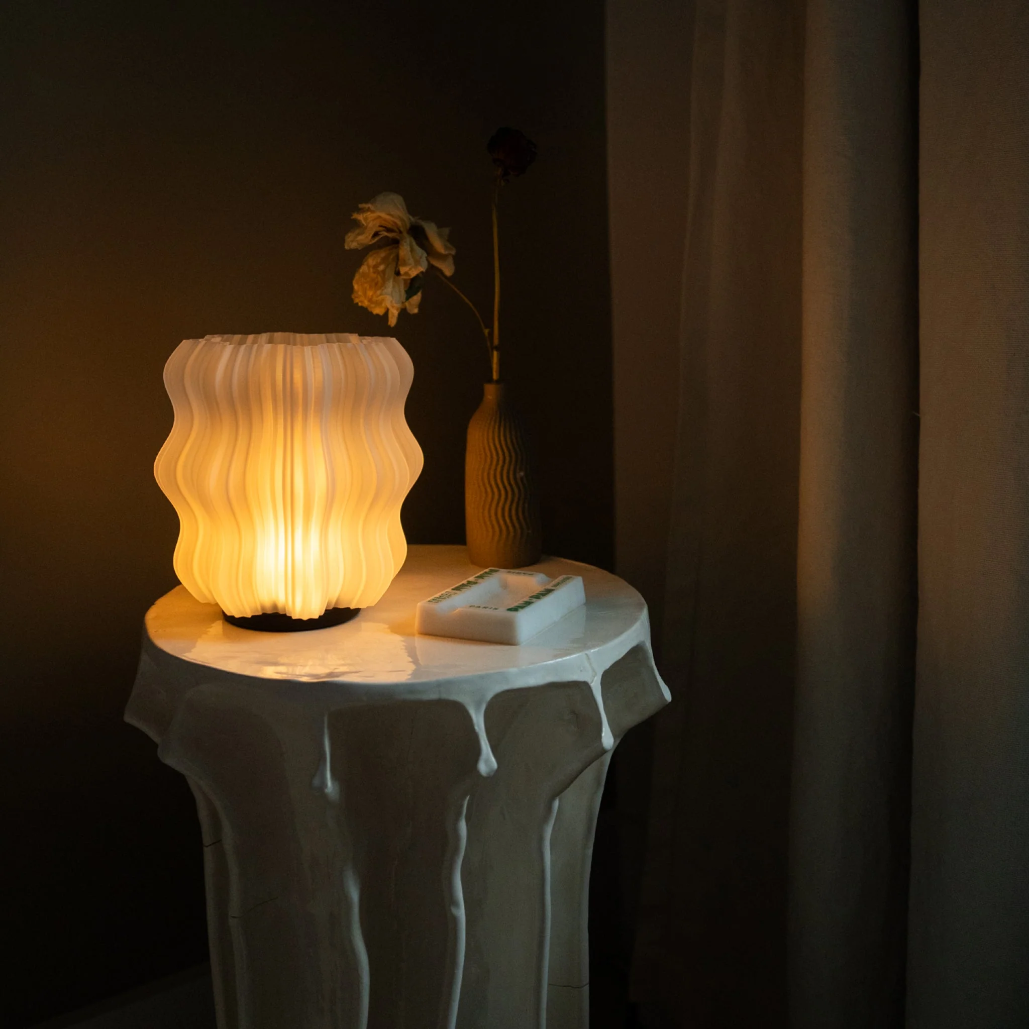 Cordless Mini Wavy Lamp - Image 10