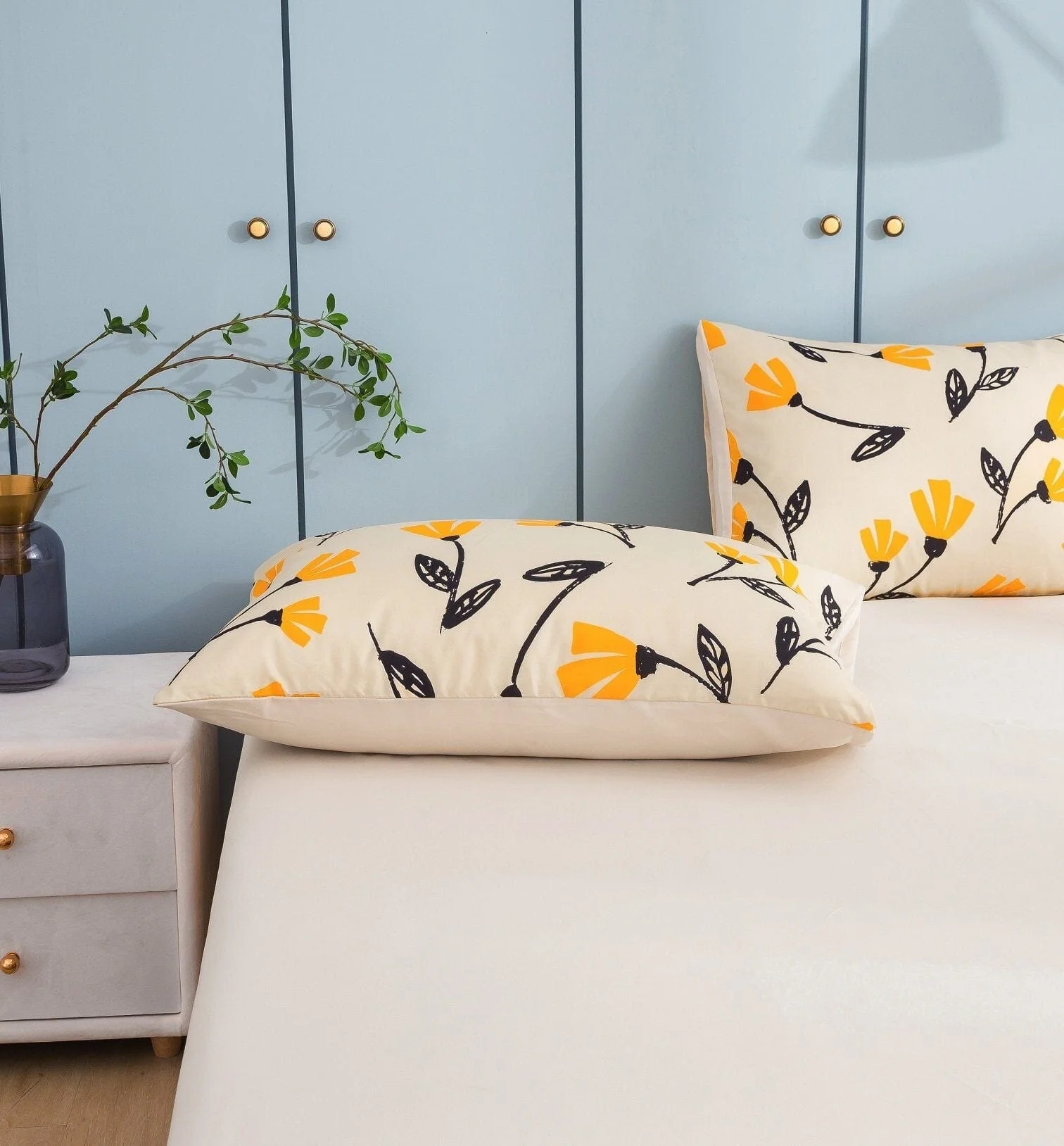 Yellow Fleur Golden Orange Duvet Cover & Fitted Flat Bed Sheets Set - Image 11