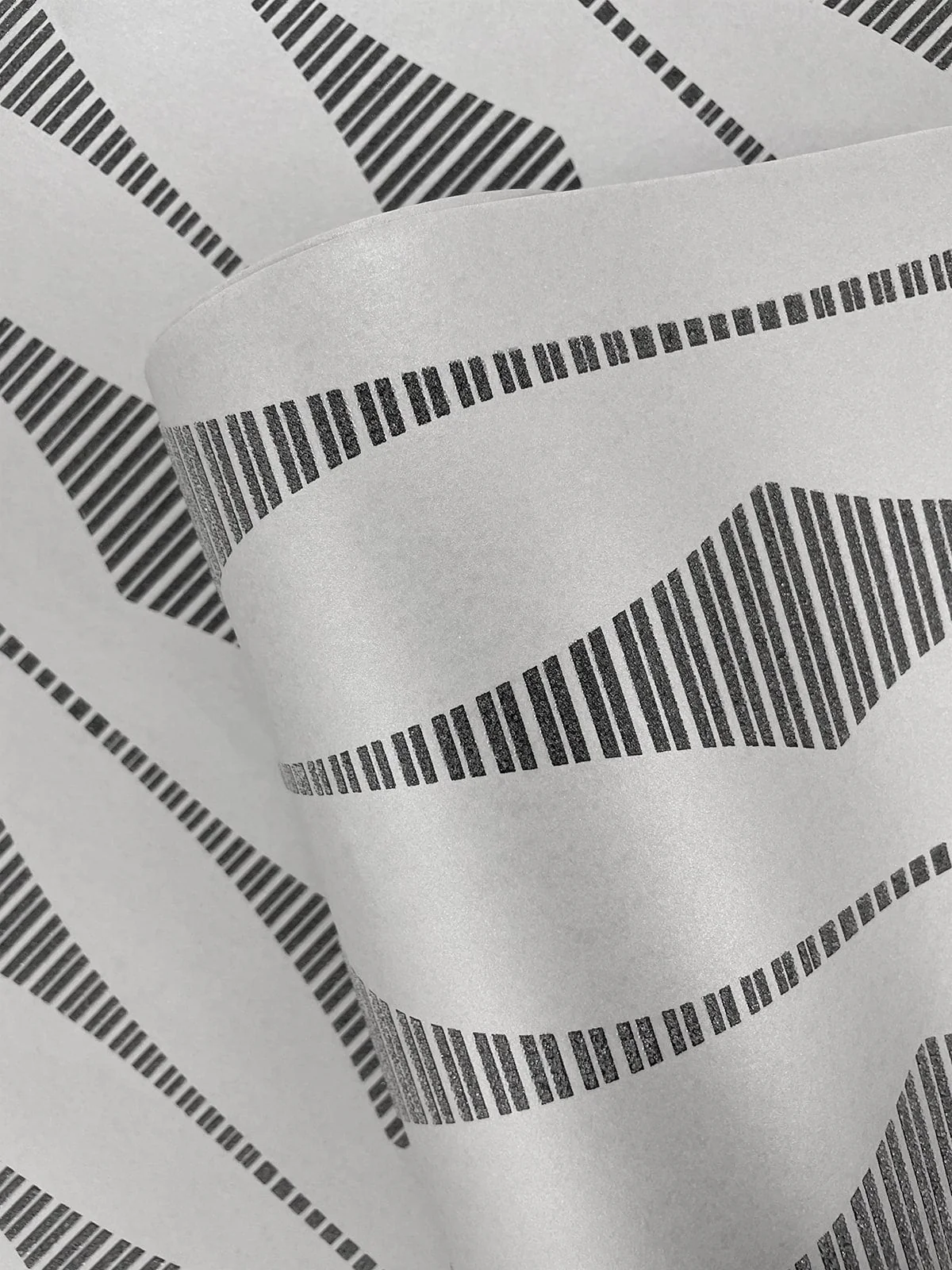 Diamond Stripe Glass Beaded Geometric Unpasted Wallpaper - Image 14