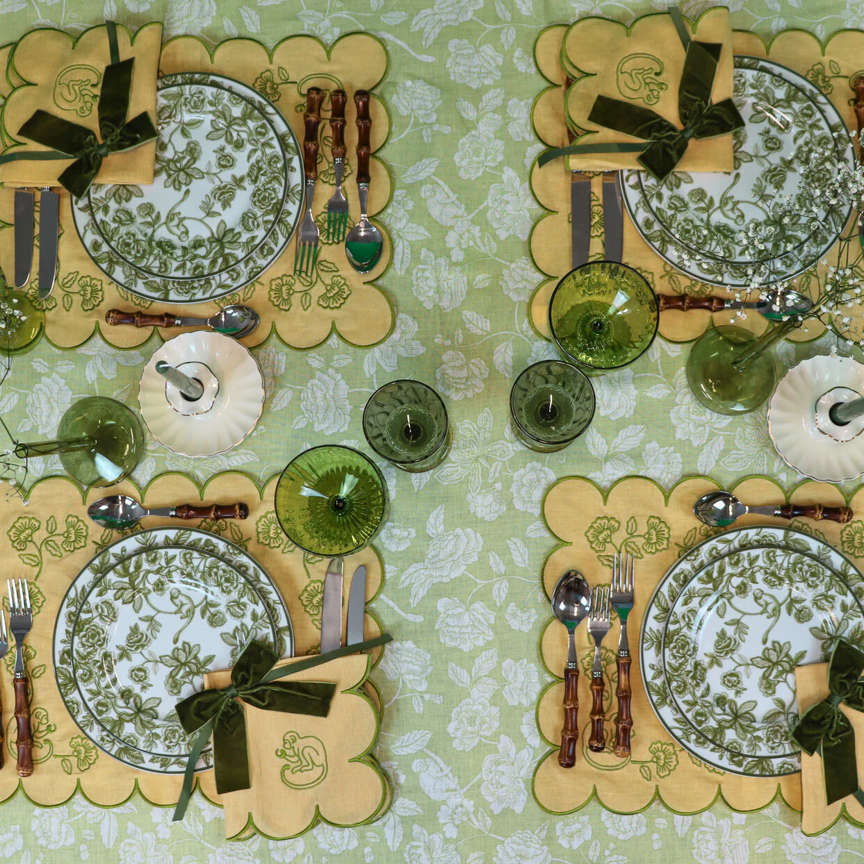 Eden Flora Parlour Tablecloth - Image 3