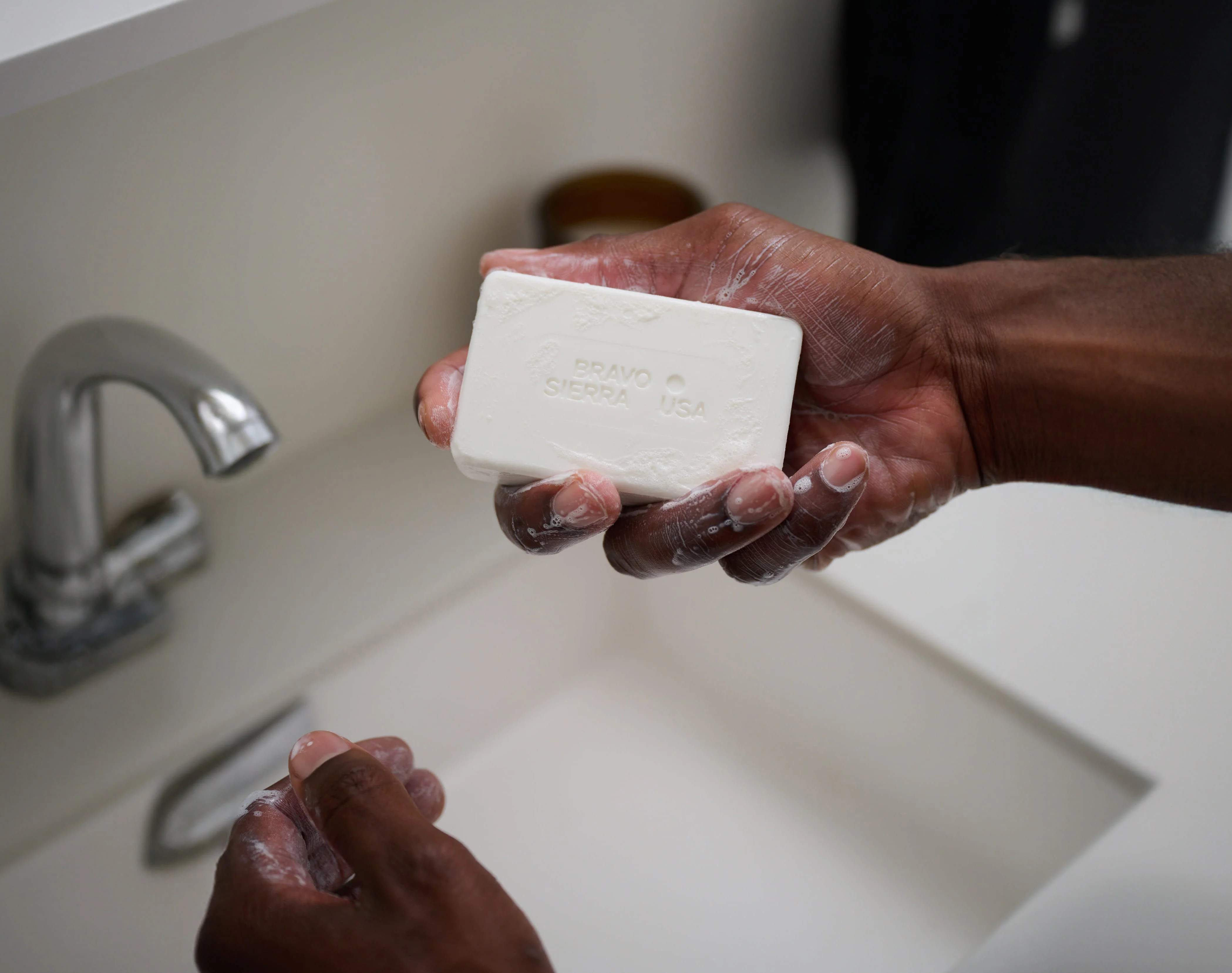 FACE & BODY CLEANSING BAR - Image 3