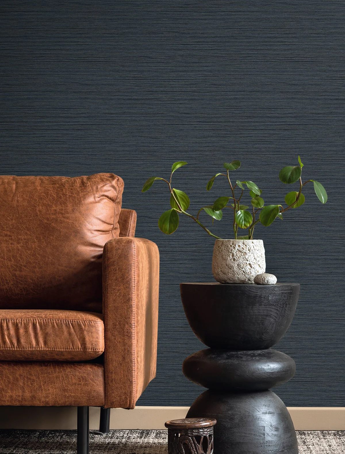 Fibers and Threads Newton Faux Sisal Embossed Vinyl Unpasted Wallpaper - Image 6