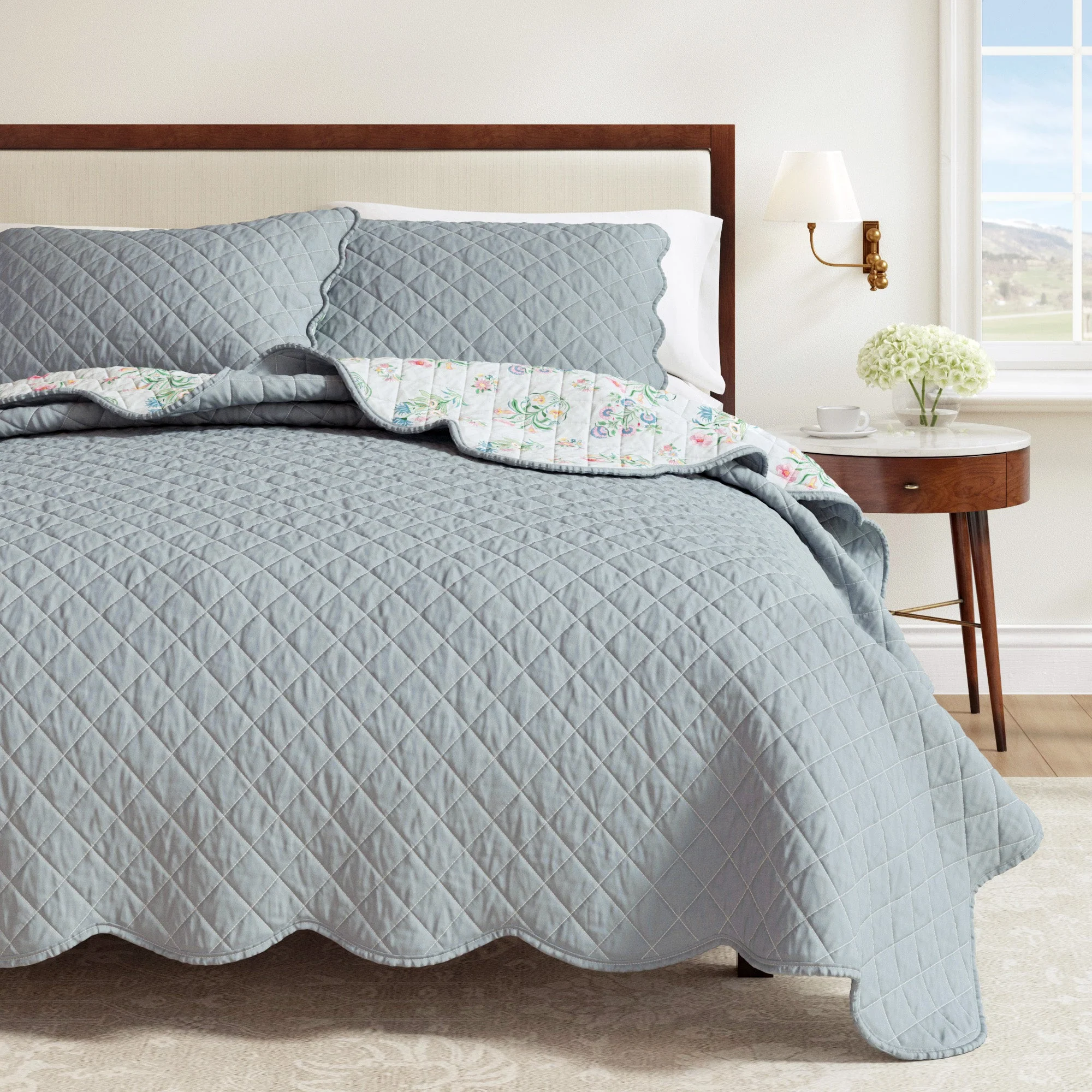 Floral Print & Scalloped Edge Cotton Quilt Set - Katrin Collection - Image 6