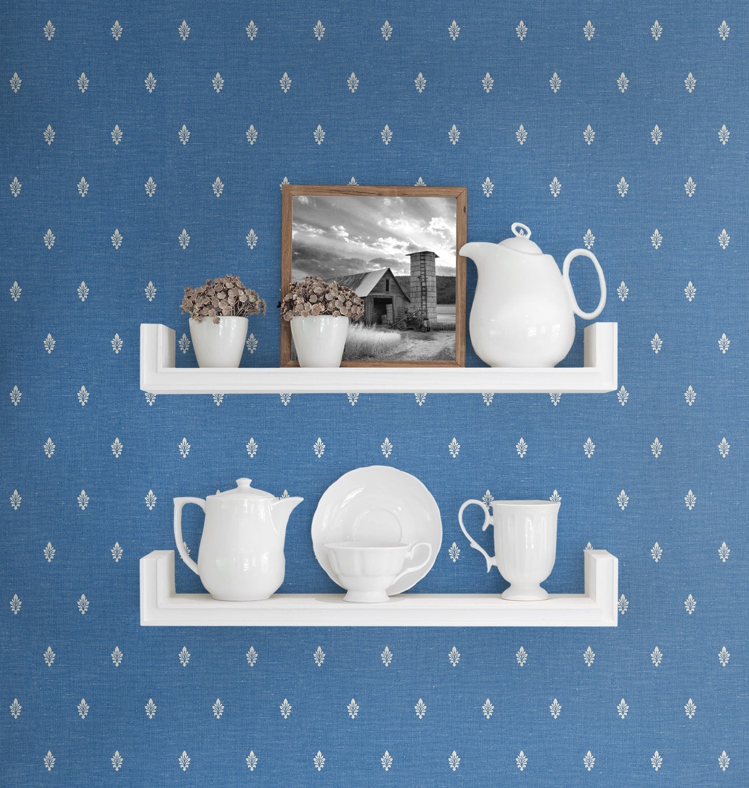 French Country Petite Feuille Sprig Unpasted Wallpaper - Image 5