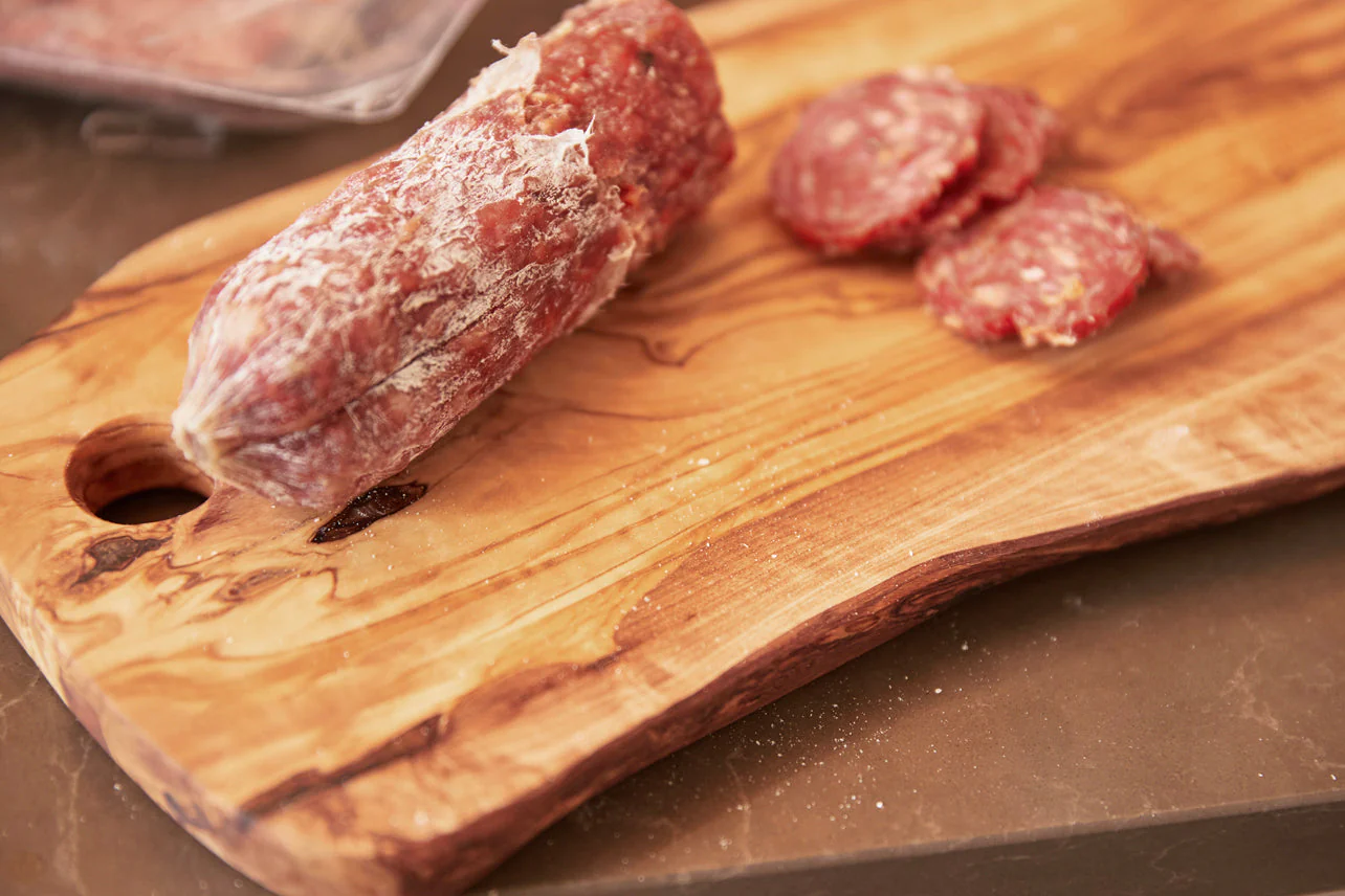 Italian Olivewood Charcuterie Board - with Hole - Image 8
