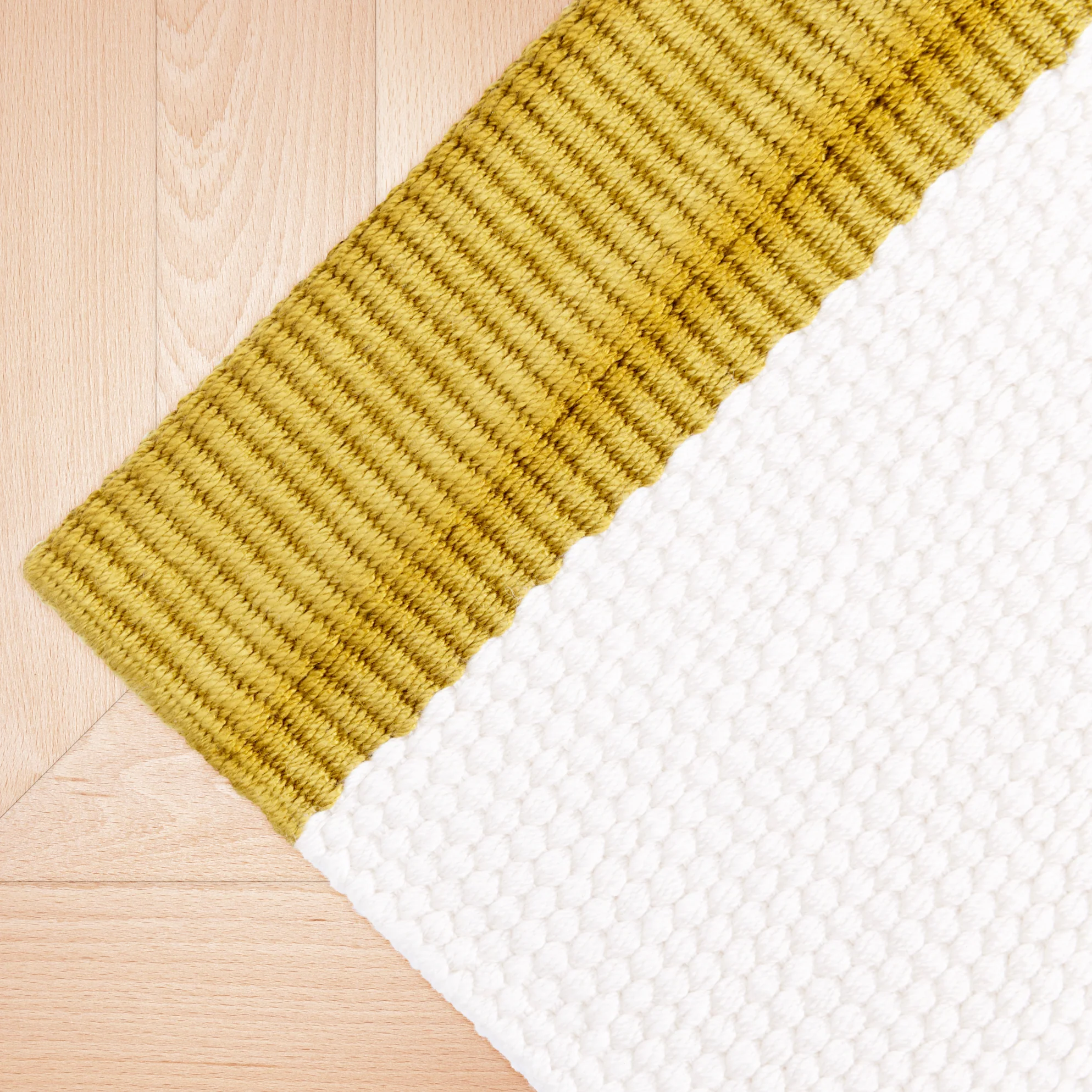 Luxe Bamboo 2-Tone Rug - Image 2