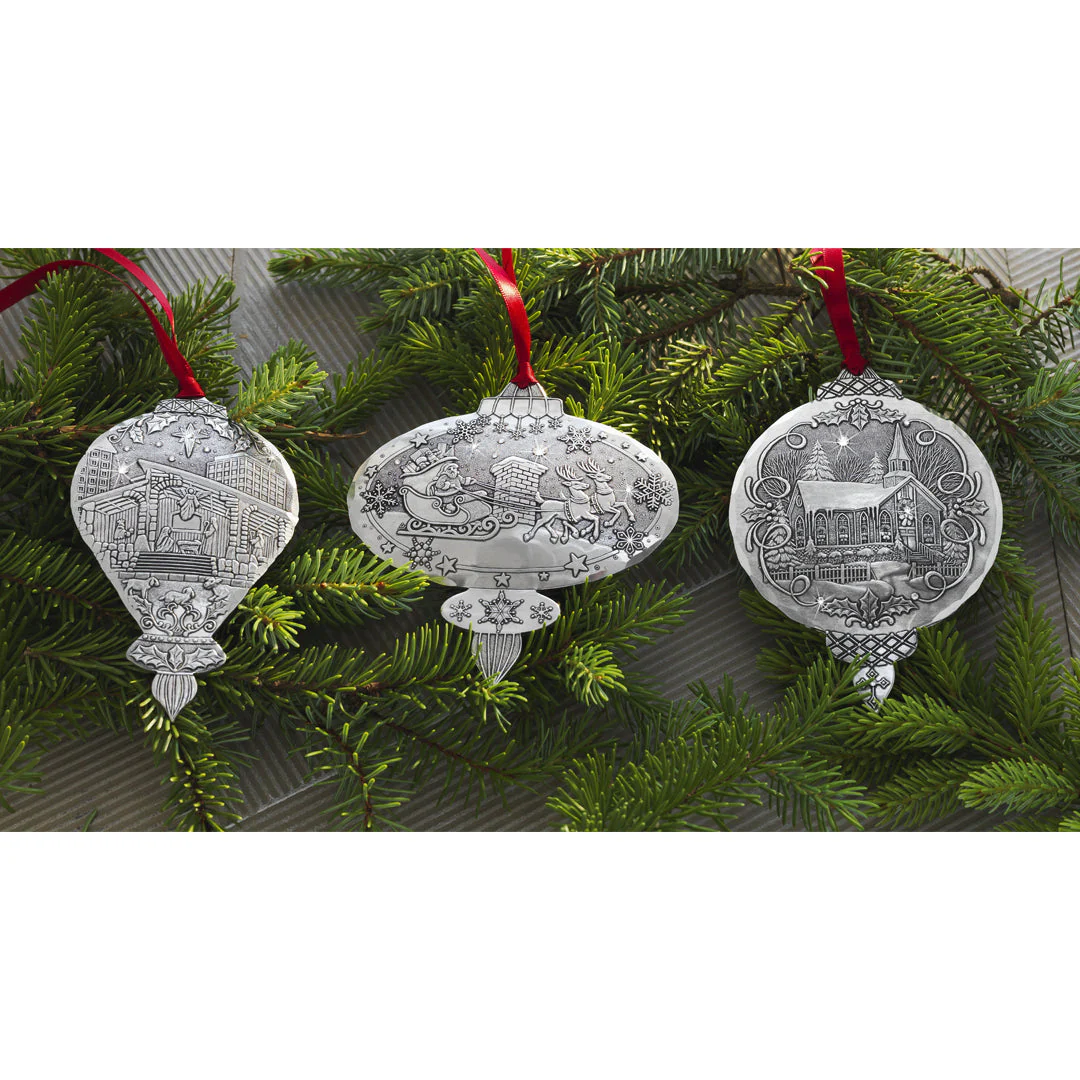 Portraits of Christmas 3-Piece Ornament Set - Image 2
