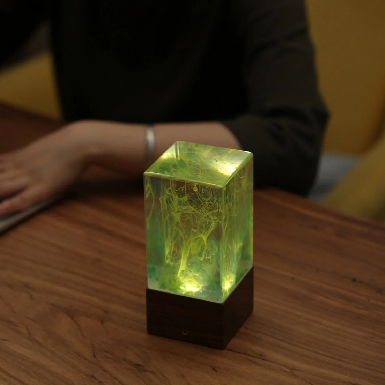 Resin Table Decor - Solar by EP Light - Image 9