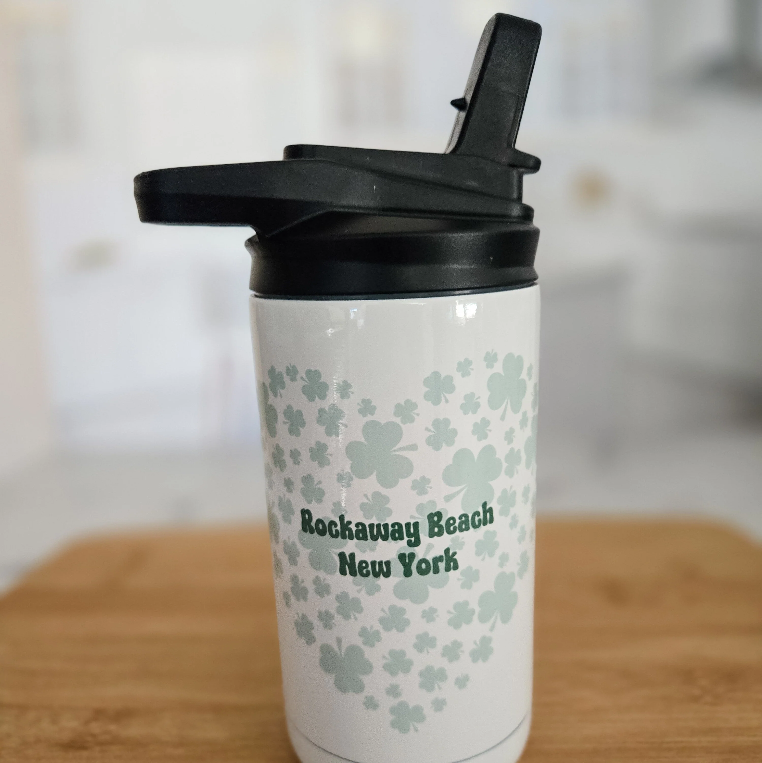 St. Patrick's Day Heart Shamrock Custom Water Bottle - Image 3