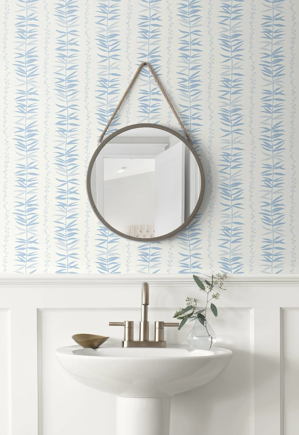 The Simple Life Summer Garland Botanical Unpasted Wallpaper - Image 5