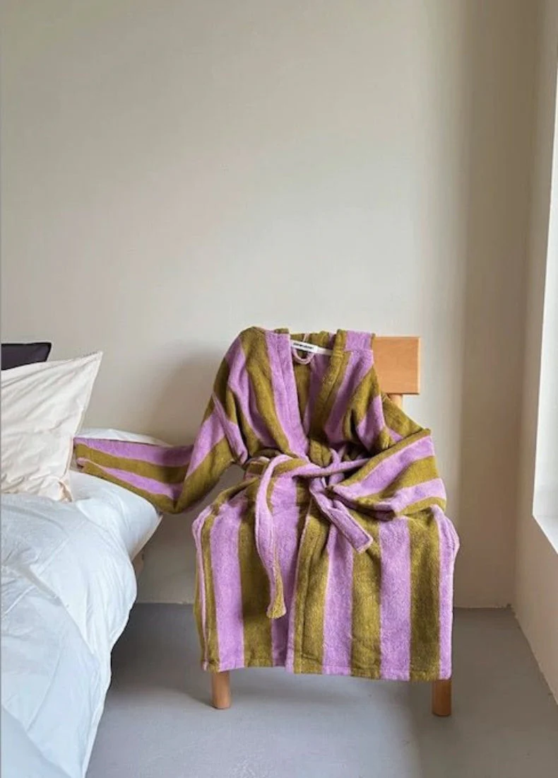Ultra Soft Retro Whimsical Stripe Bath Robe - Image 12