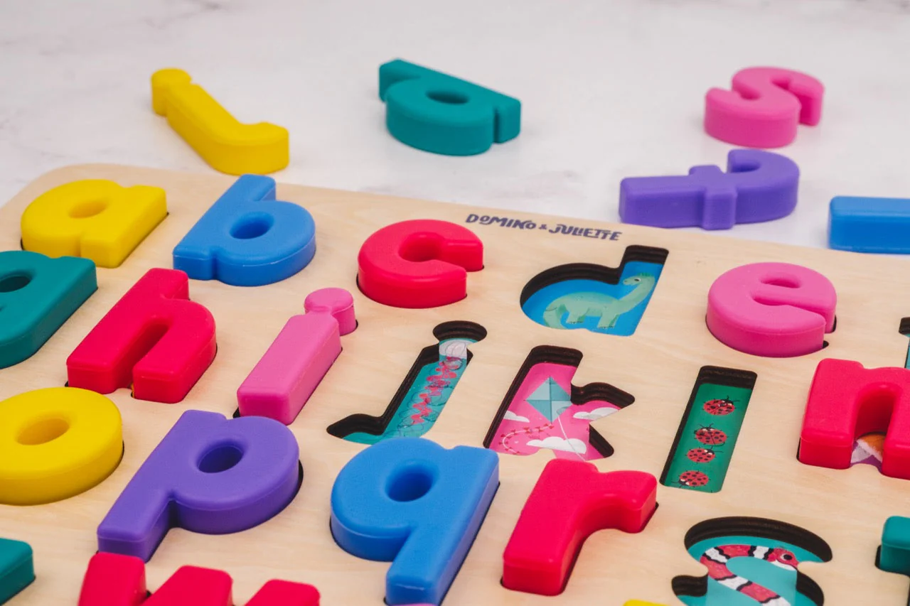 xyz Find & Fit Puzzle - Image 7